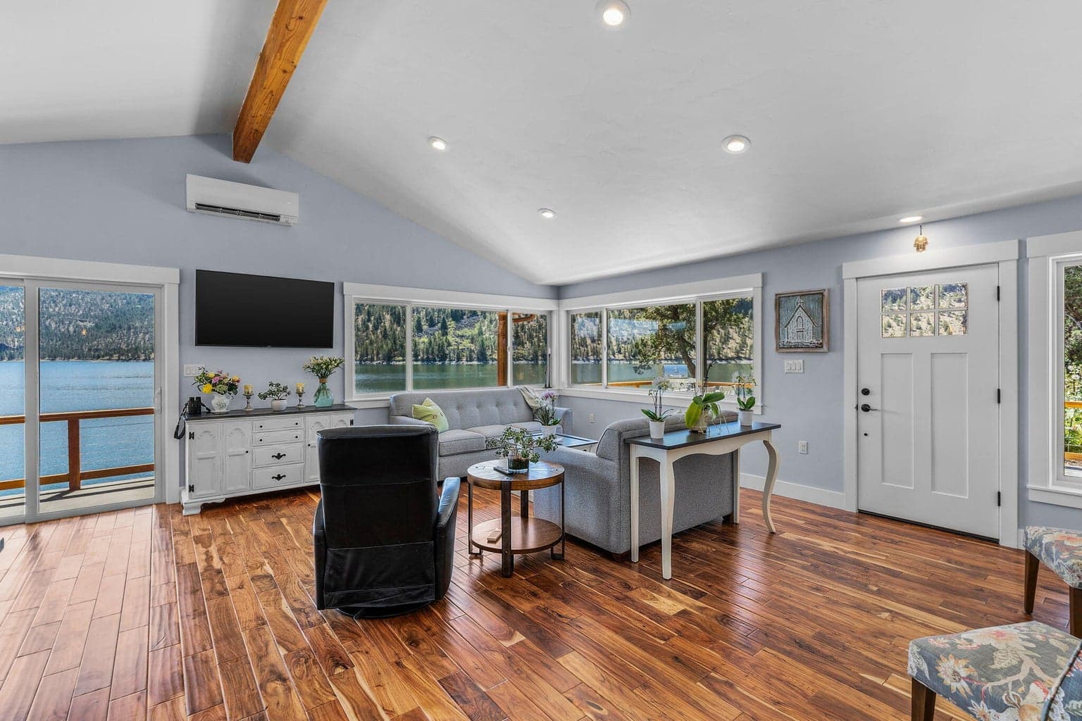 Photo of 10280 NE Ochoco Highway 46 of 101