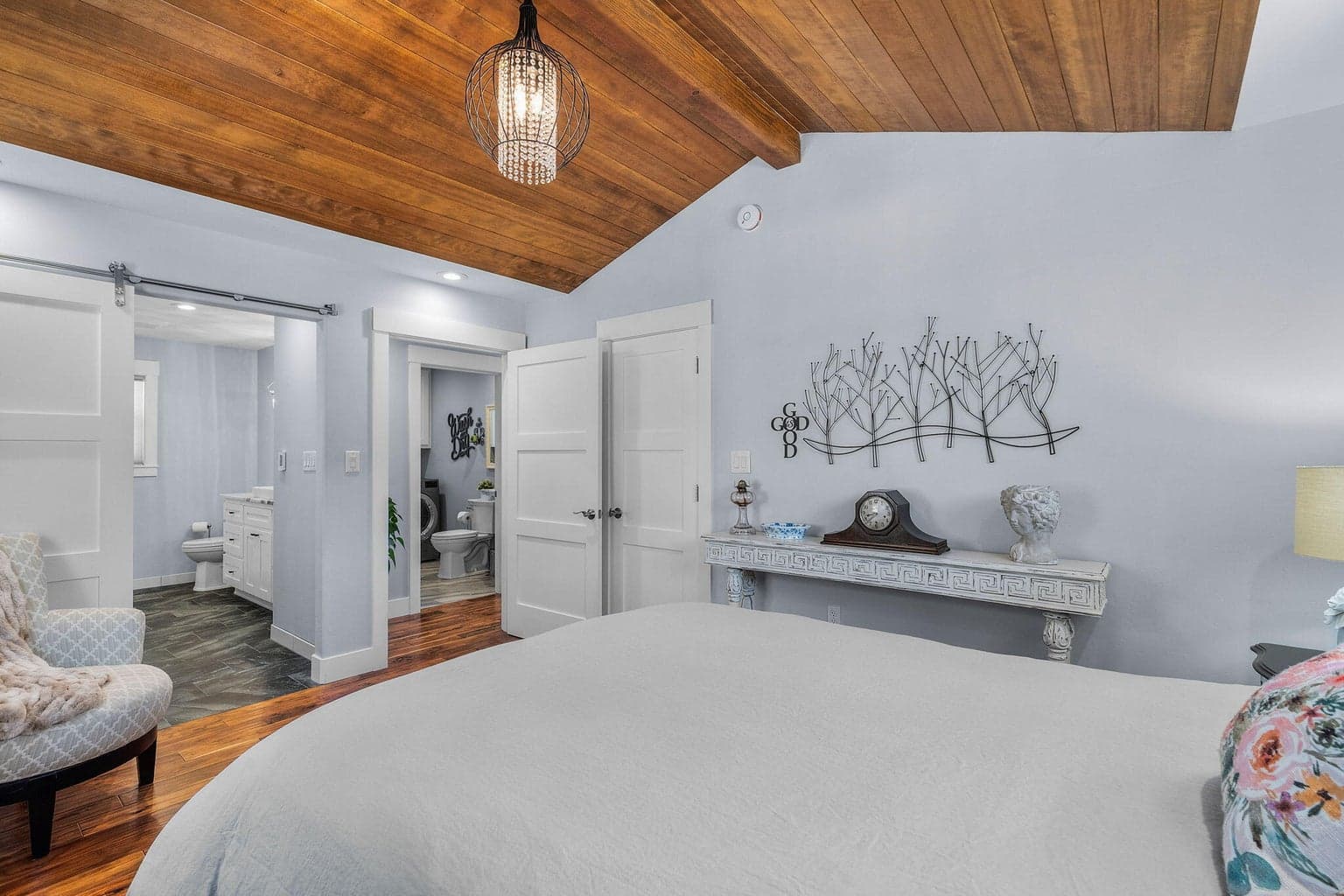 primary suite