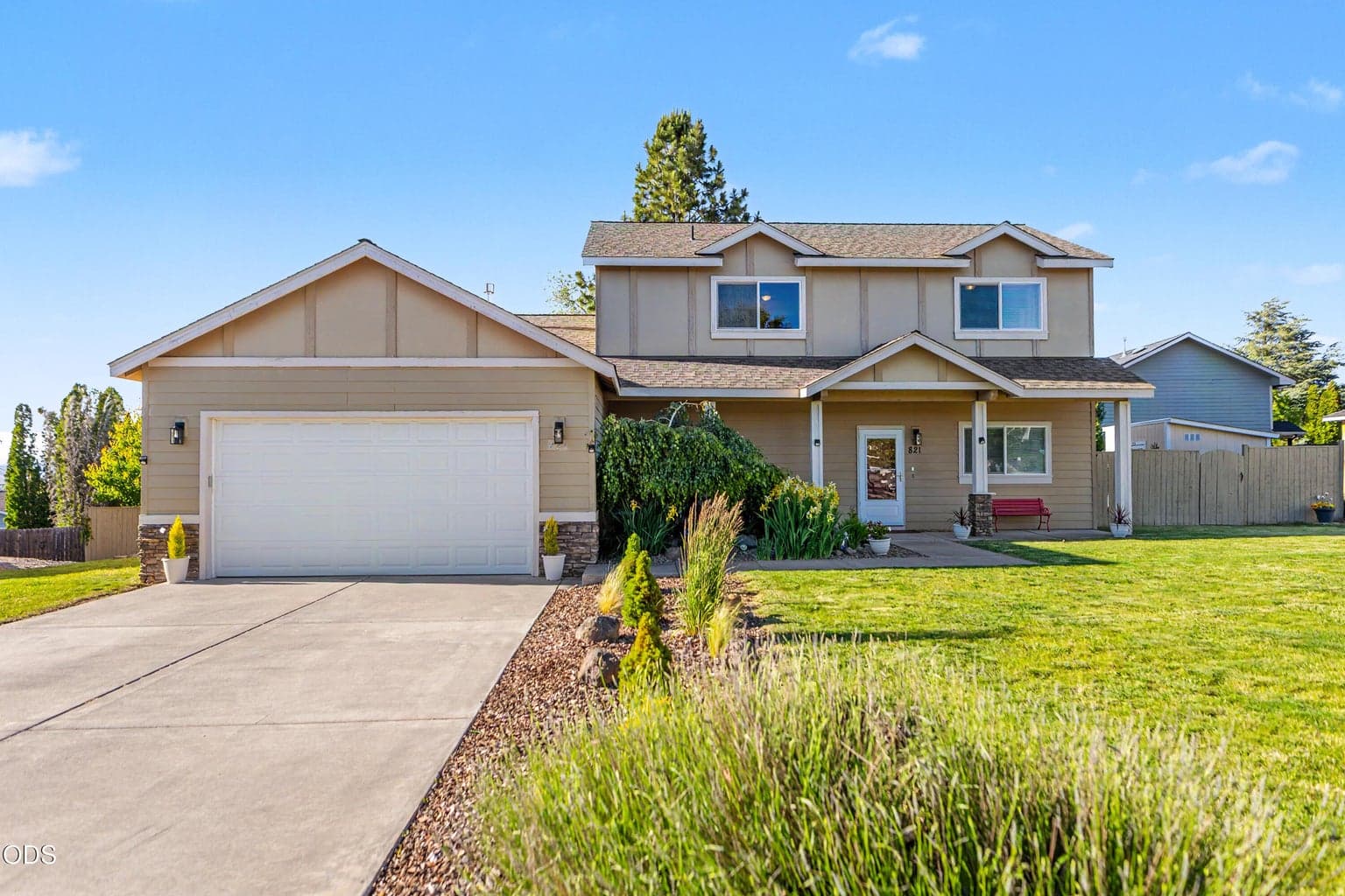 Photo of 821 Quail Point 1 of 42