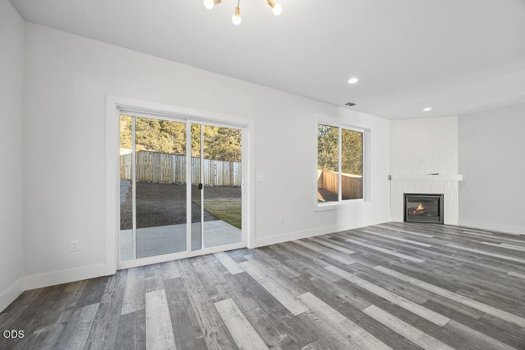 Photo of 1161 Ridge 5 of 24