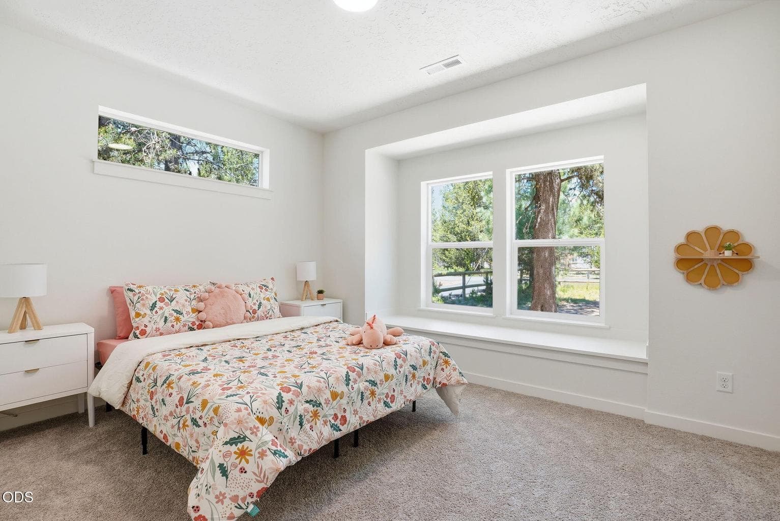 Guest bedroom with built in bench