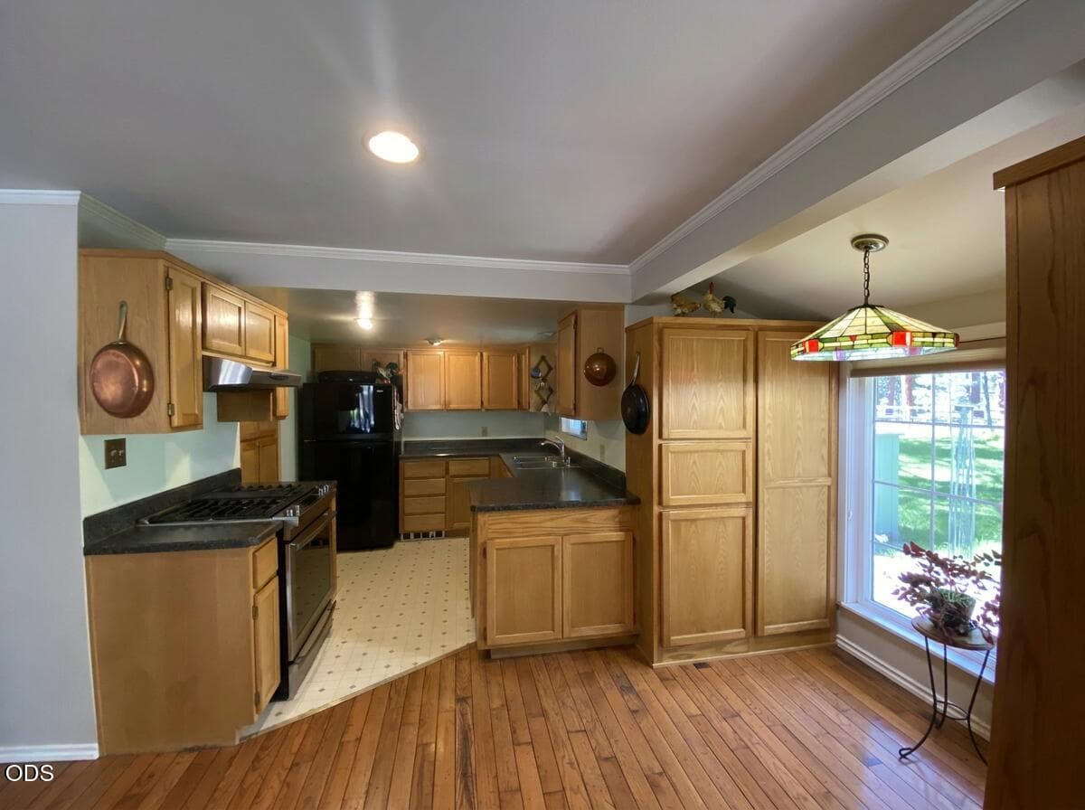 Photo of 15634 Ponderosa Lane 17 of 26