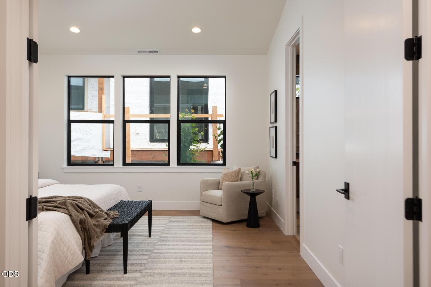 Photo of 3012 NW Polarstar Court 24 of 61