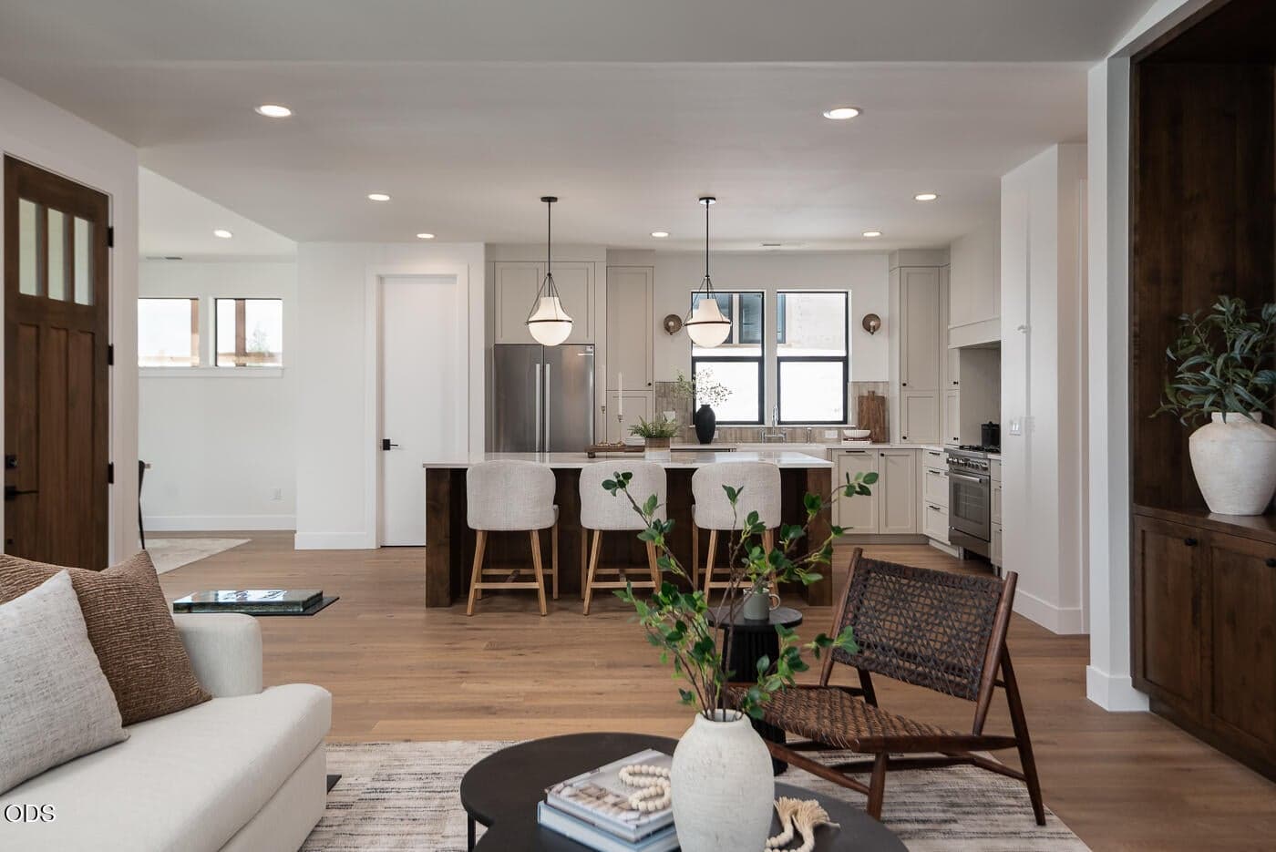 Photo of 3012 NW Polarstar Court 10 of 61