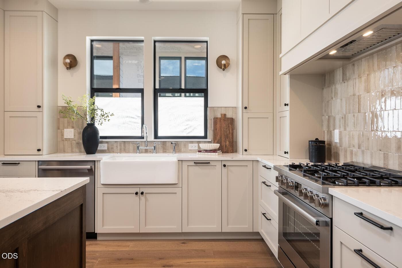 Photo of 3012 NW Polarstar Court 15 of 61