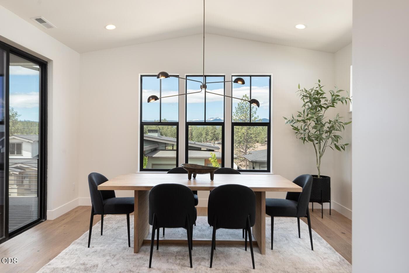Photo of 3012 NW Polarstar Court 20 of 61