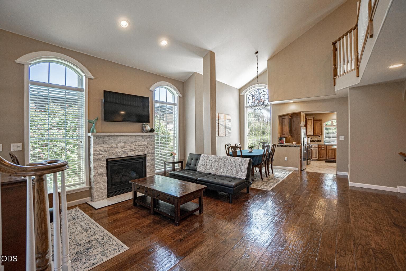 Photo of 3270 Larue 5 of 39