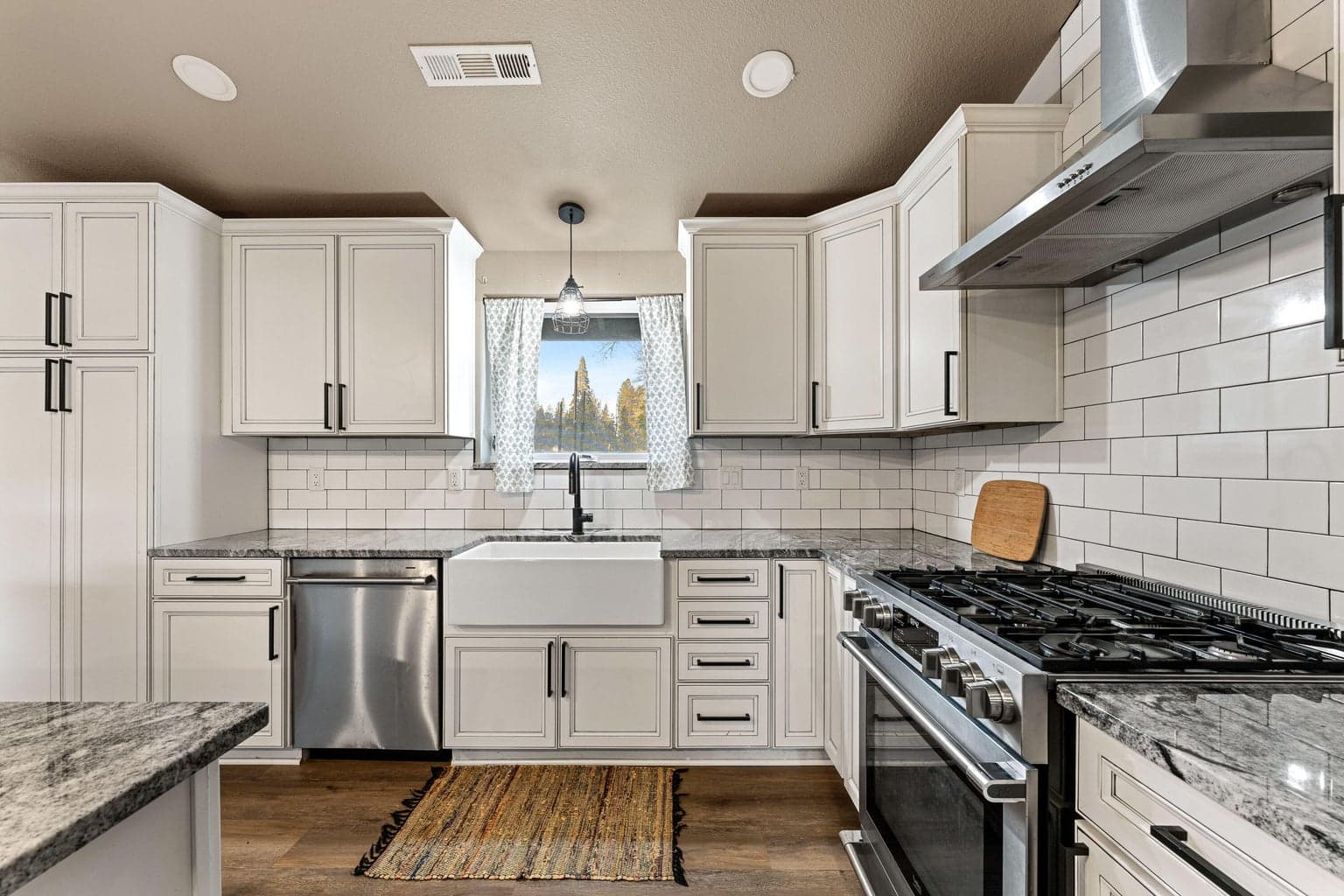 Photo of 4570 New Hope 3 of 42