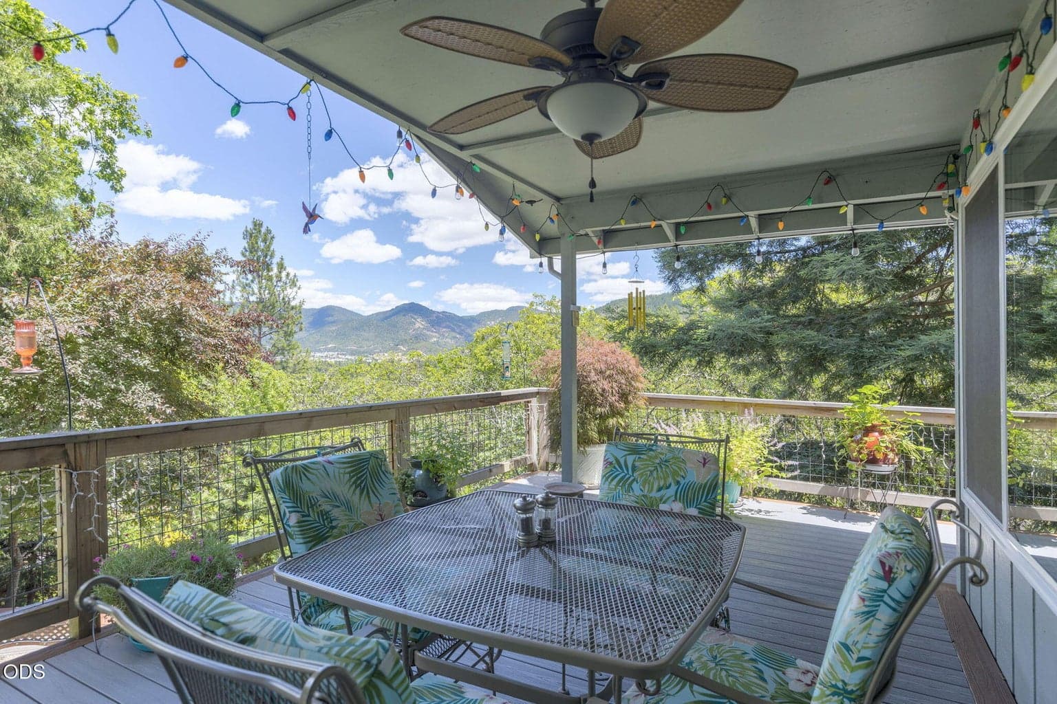 Beautiful covered decks overlooking the valley. Perfect for dining or just enjoying your home in the tree tops.