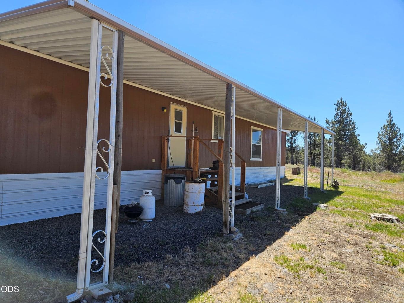 Photo of 65808 Highway 140 4 of 34