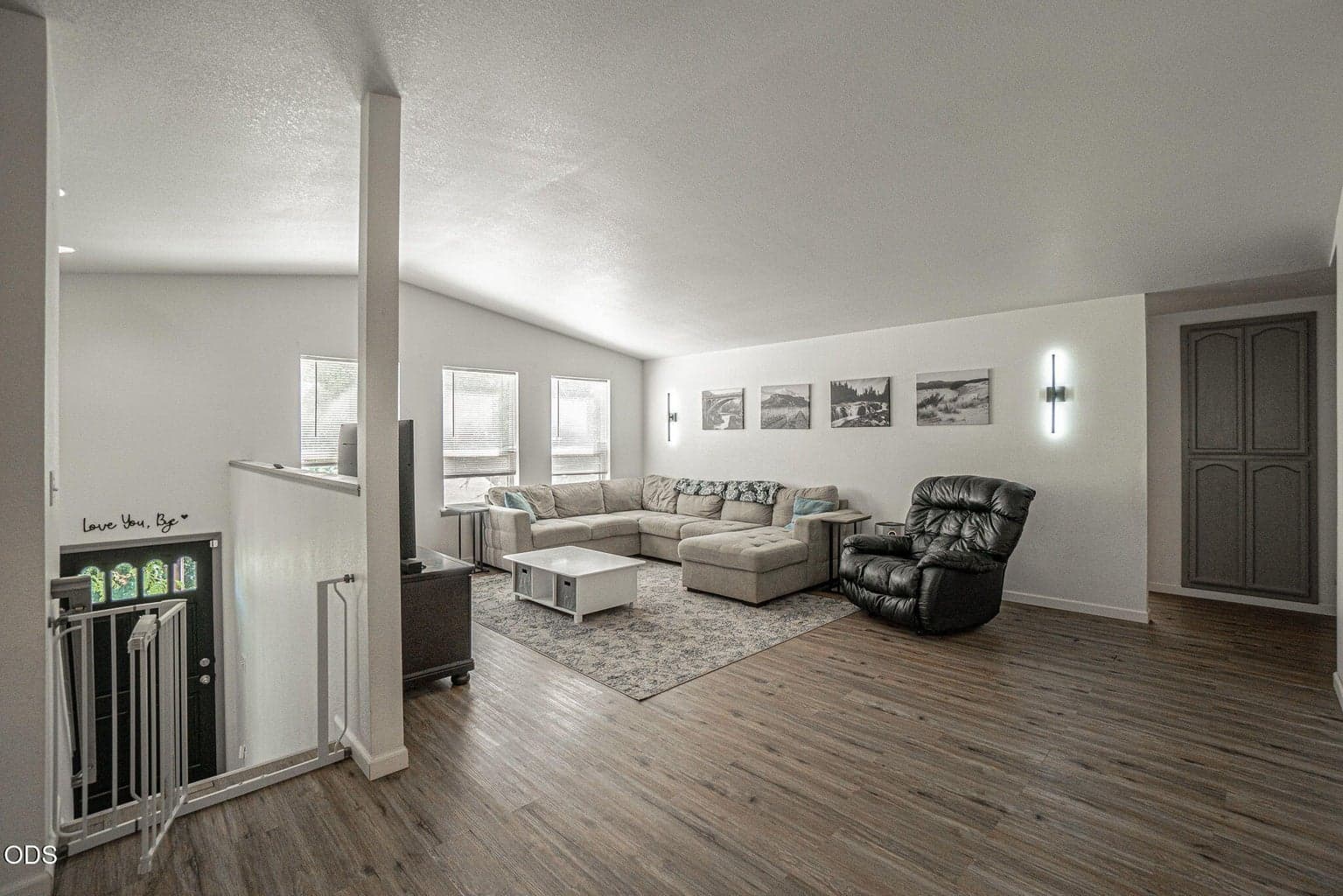 Photo of 937 Fourth 3 of 21