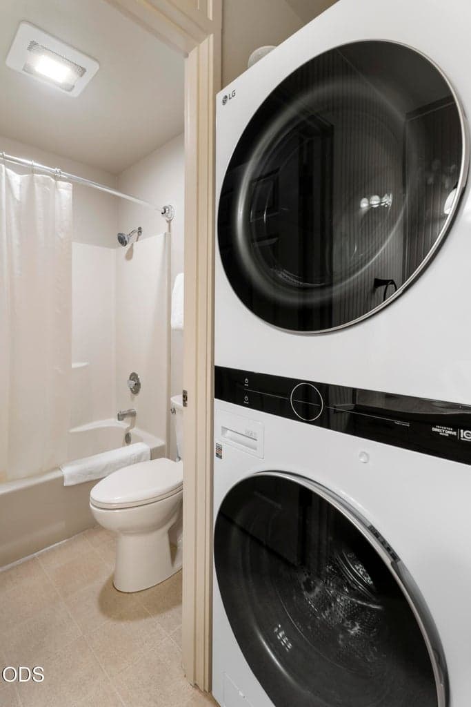 Photo of 6969 Robin Court 32 of 47