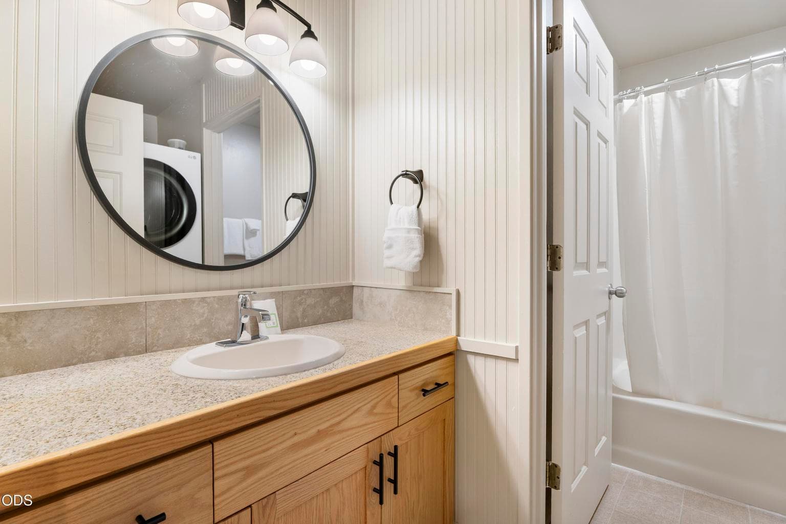 Photo of 6969 Robin Court 31 of 47
