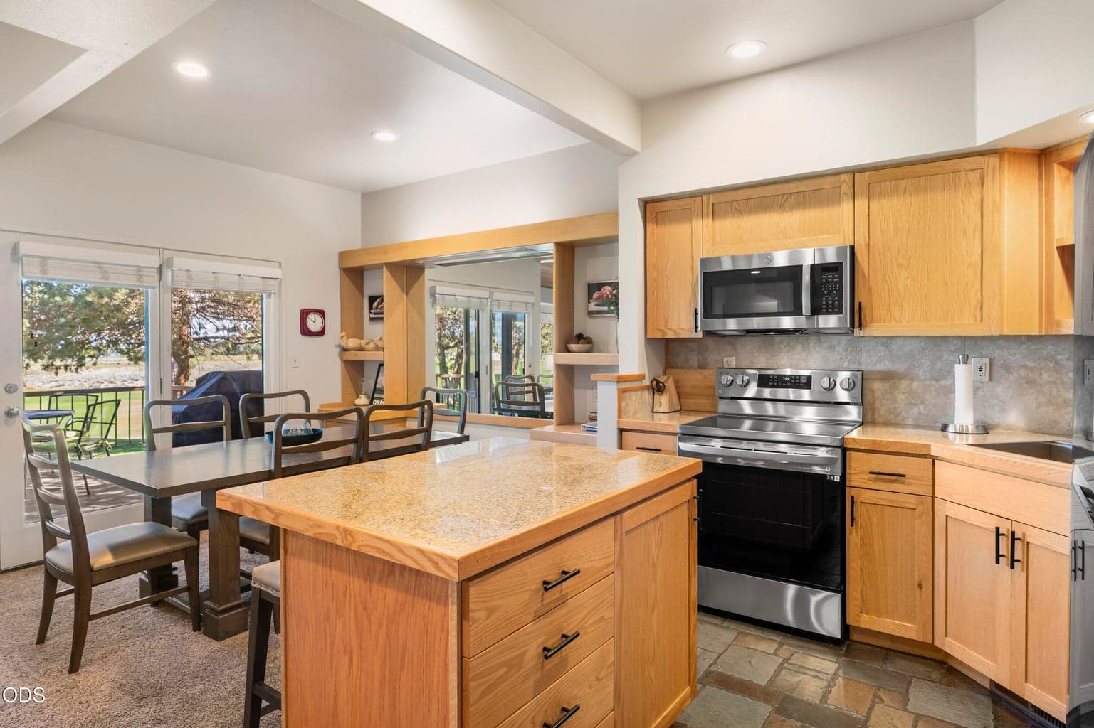 Photo of 6969 Robin Court 15 of 47