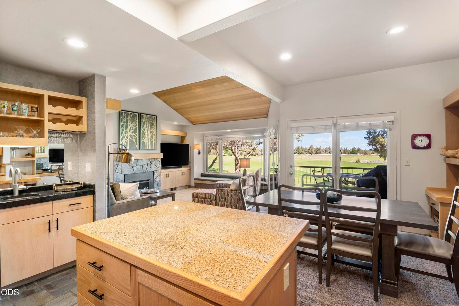 Photo of 6969 Robin Court 18 of 47