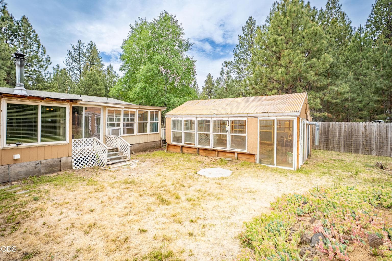 Photo of 60245 Lakeview Drive 33 of 45
