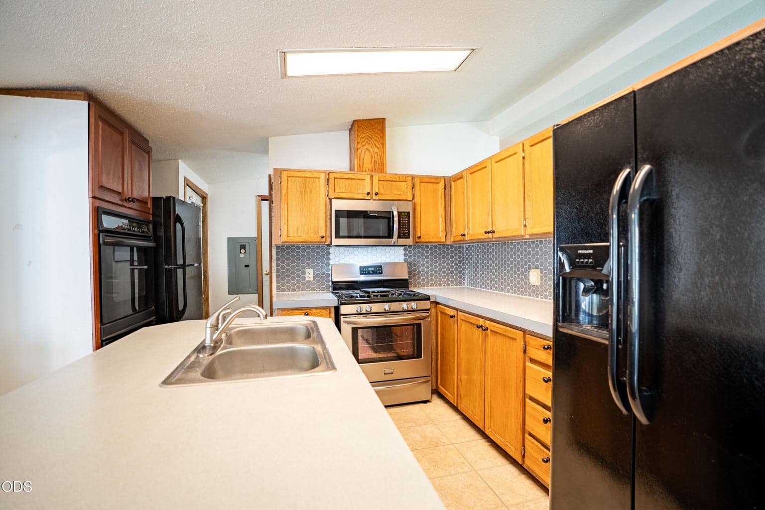 Photo of 60245 Lakeview Drive 14 of 45