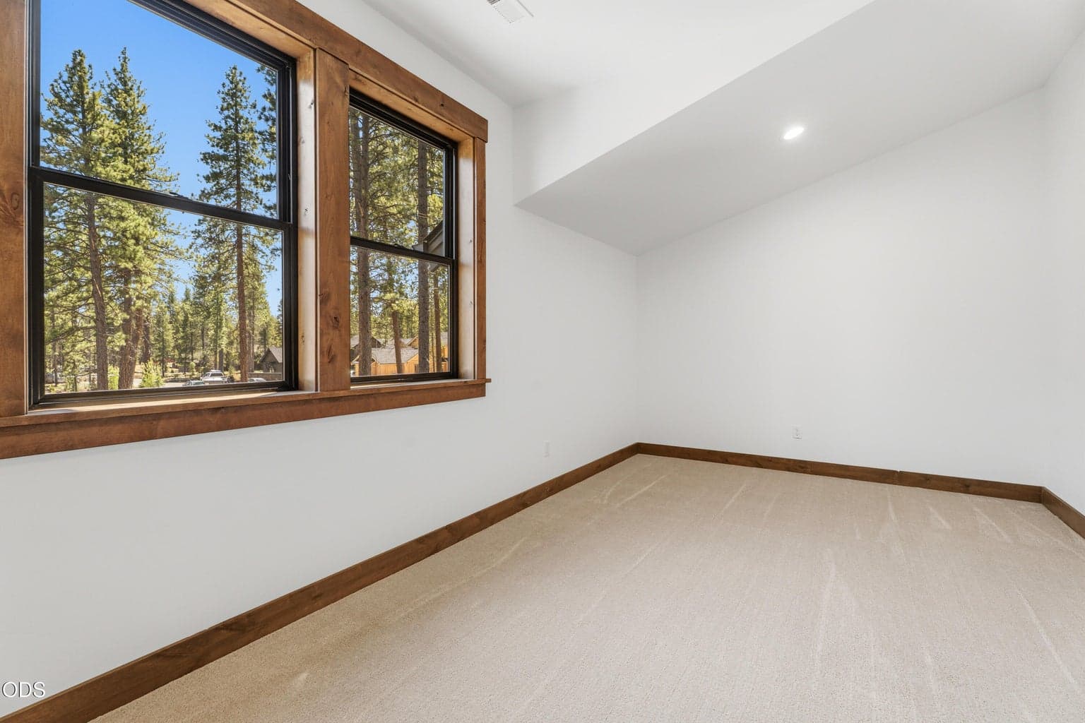 Photo of 17788 Preservation Loop 22 of 31