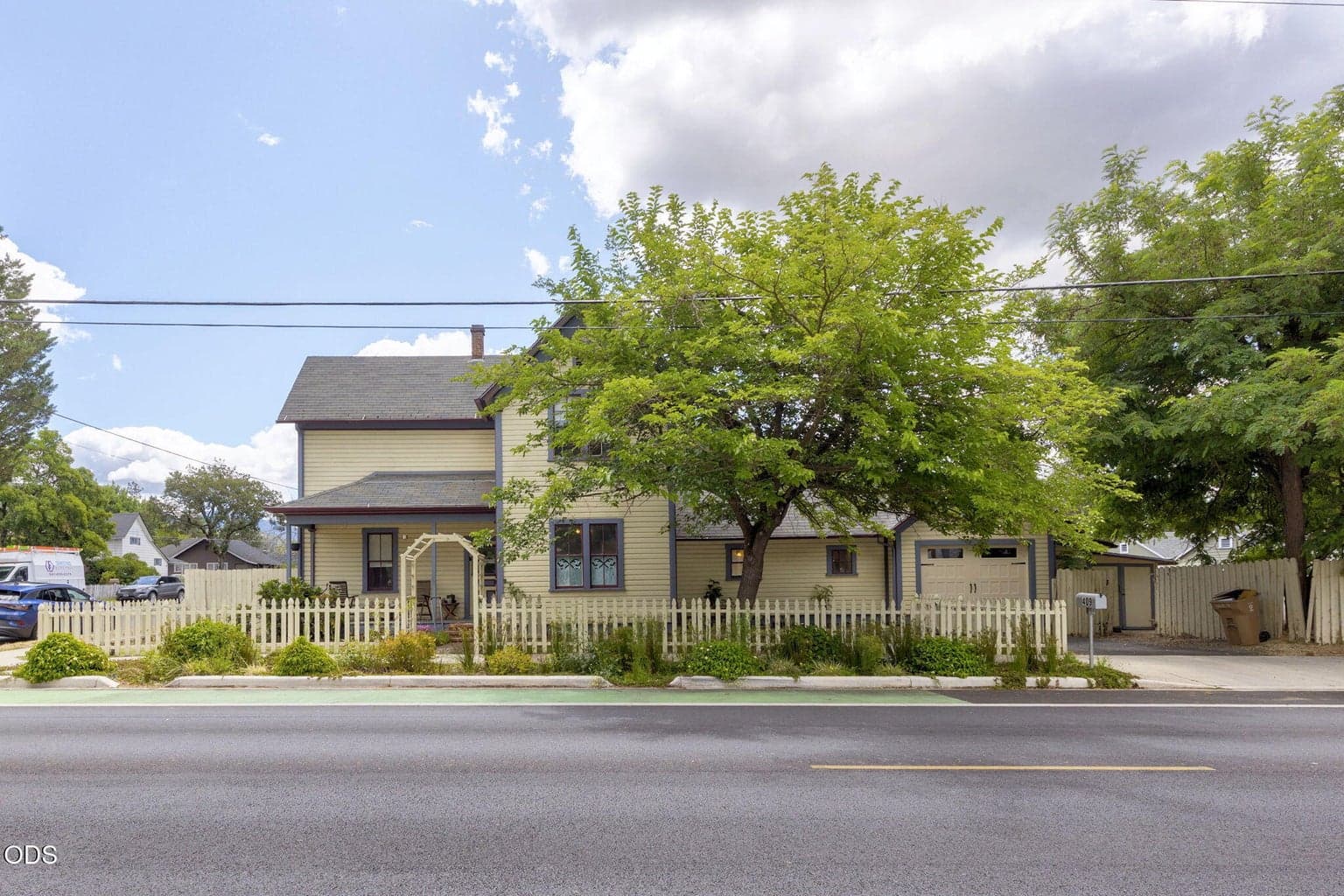 Photo of 409 Dimmick 3 of 39
