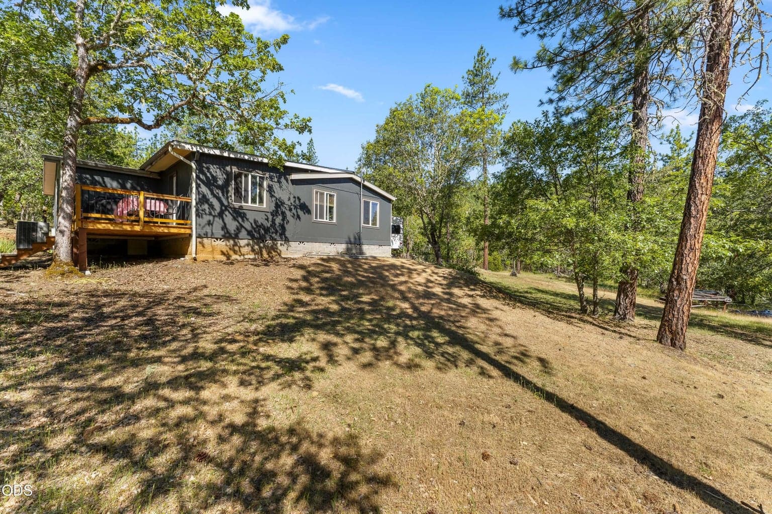 Photo of 1460 Grays Creek 3 of 33
