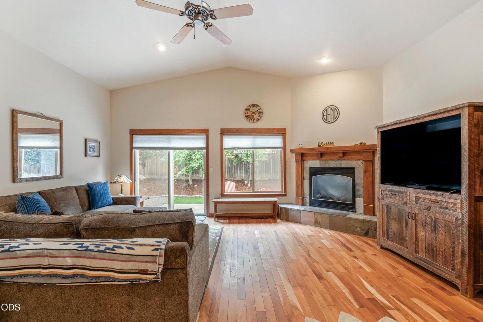 Photo of 2354 Summerhill 5 of 27