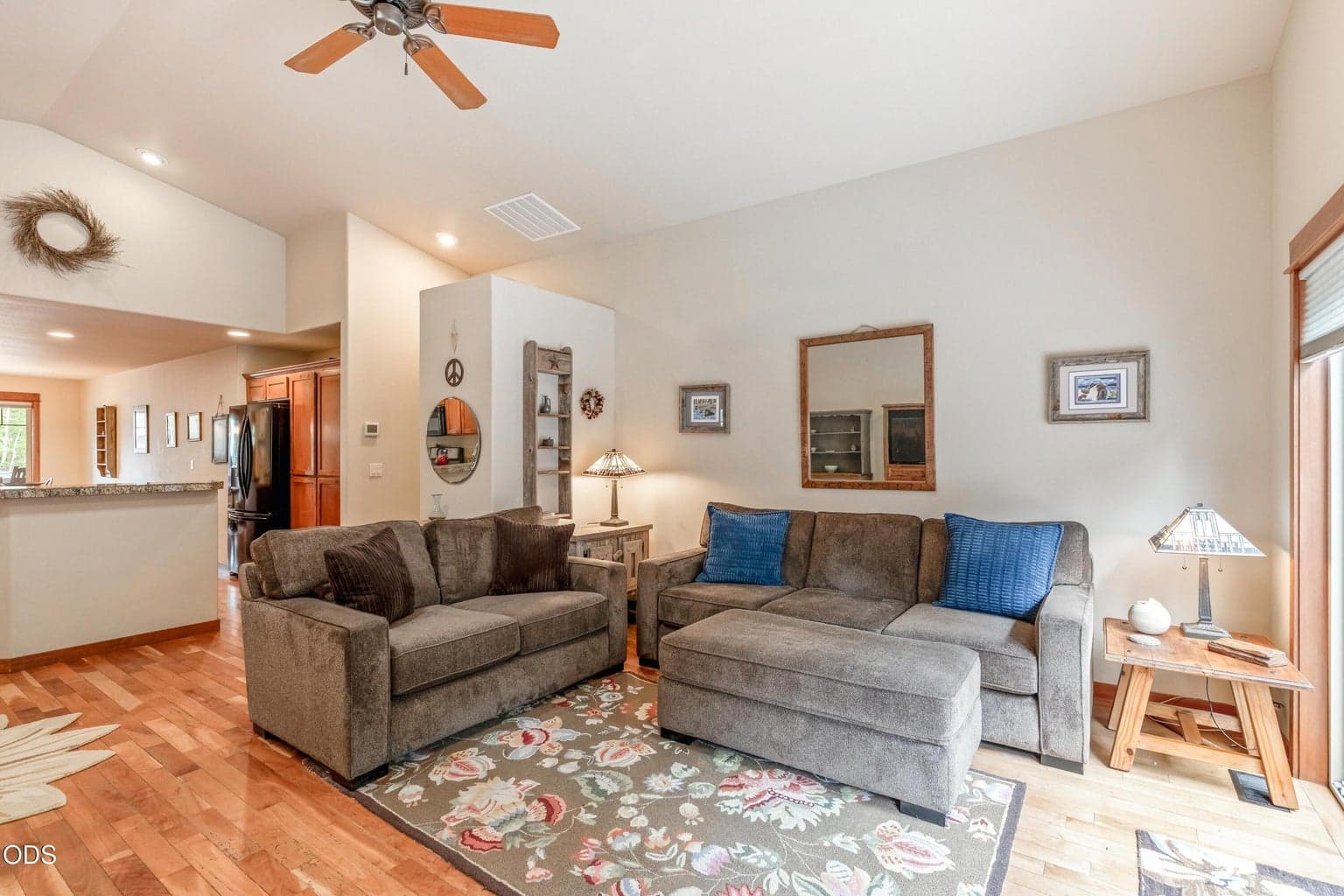 Photo of 2354 Summerhill 6 of 27