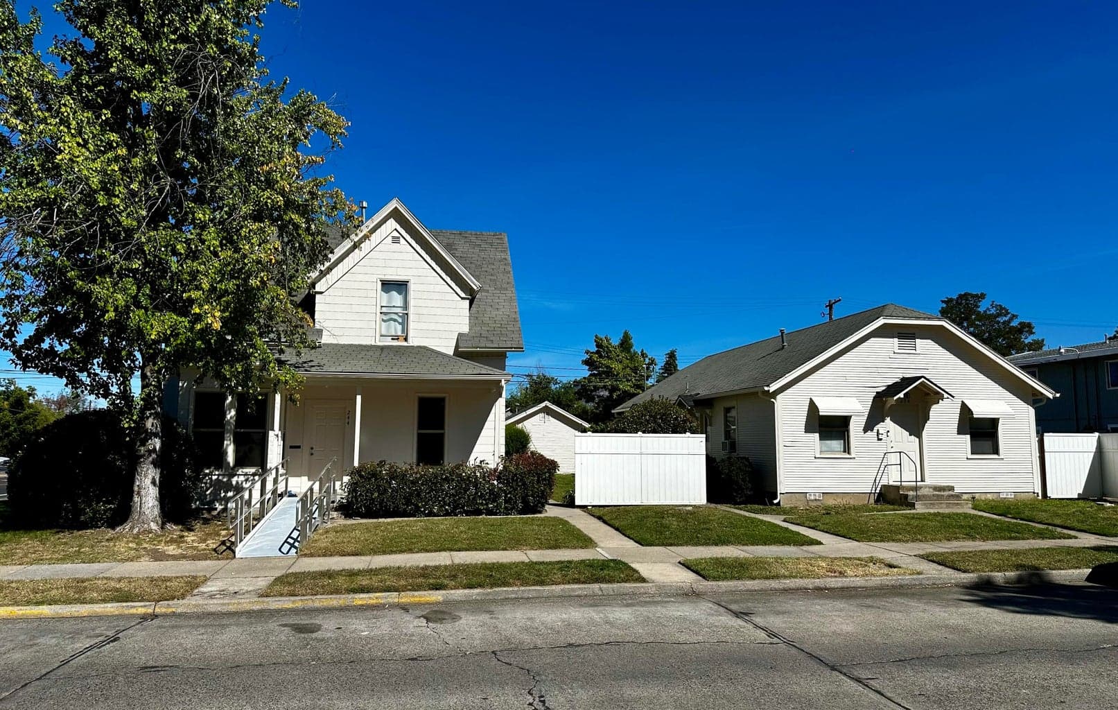 Photo of 325 4th 1 of 29