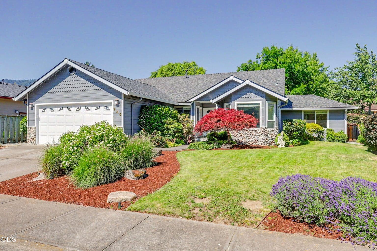 Photo of 935 Cypress Point 1 of 35