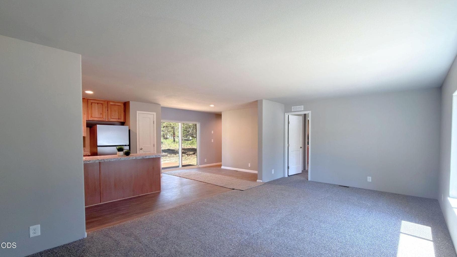 Photo of 16164 Leona Lane 9 of 35