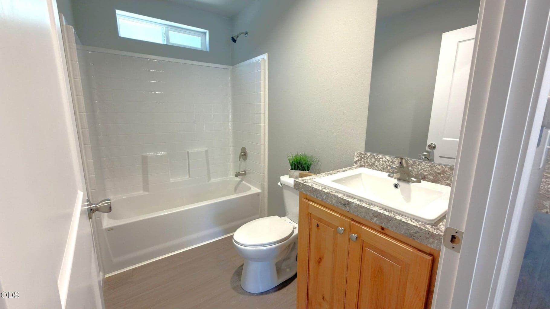 Photo of 16164 Leona Lane 18 of 35