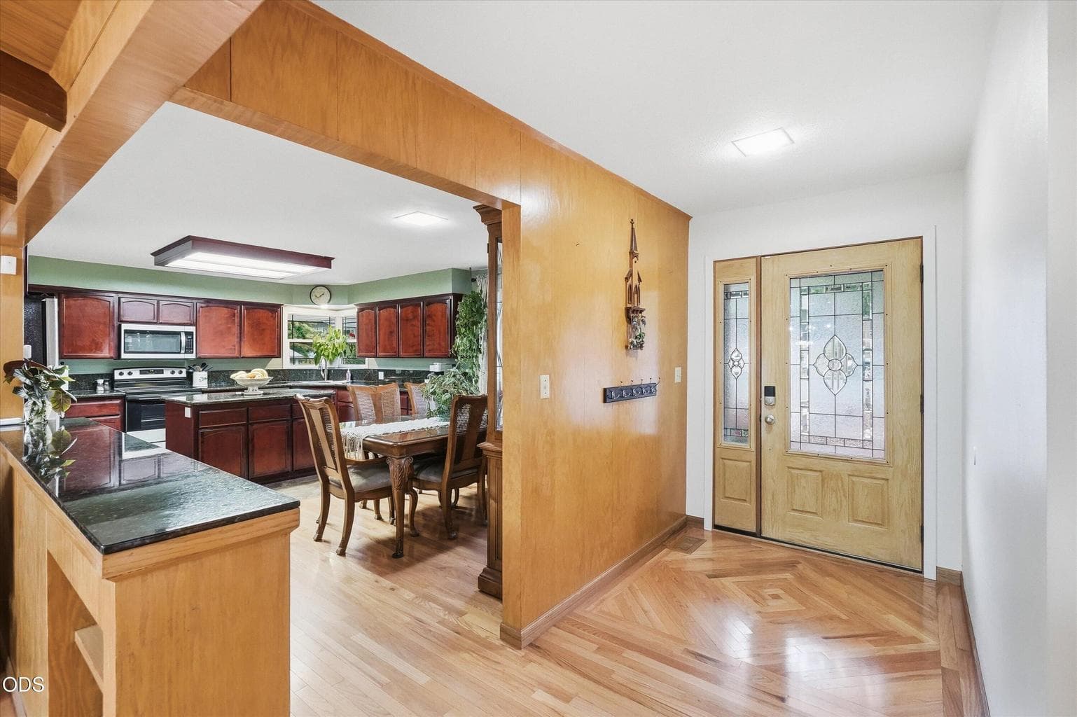 Photo of 1317 Prospect 4 of 48