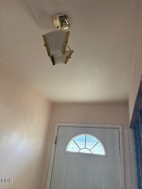 Photo of 235 Shadowbrook 2 of 17