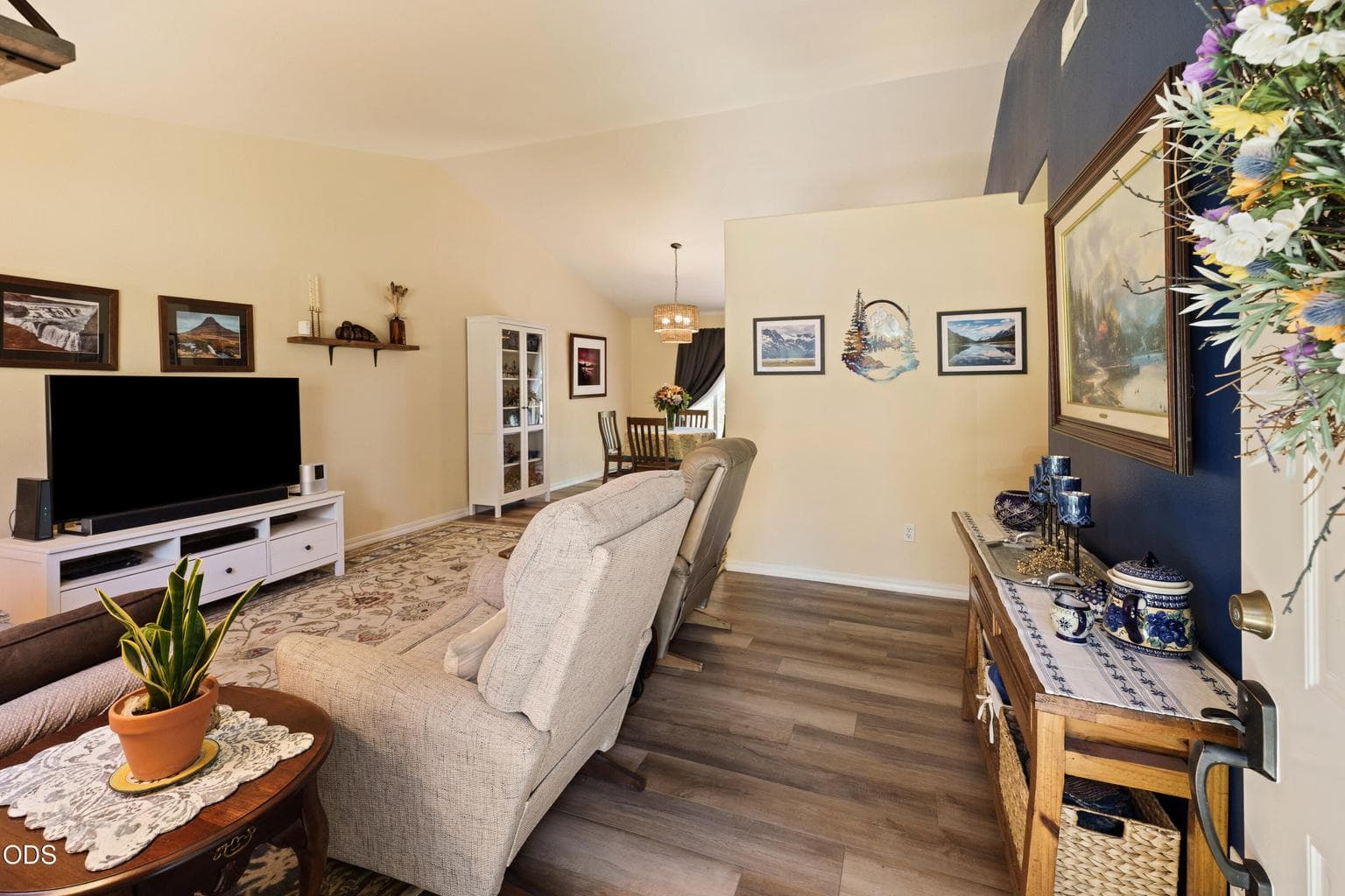 Photo of 1425 SW 31st Street 6 of 29
