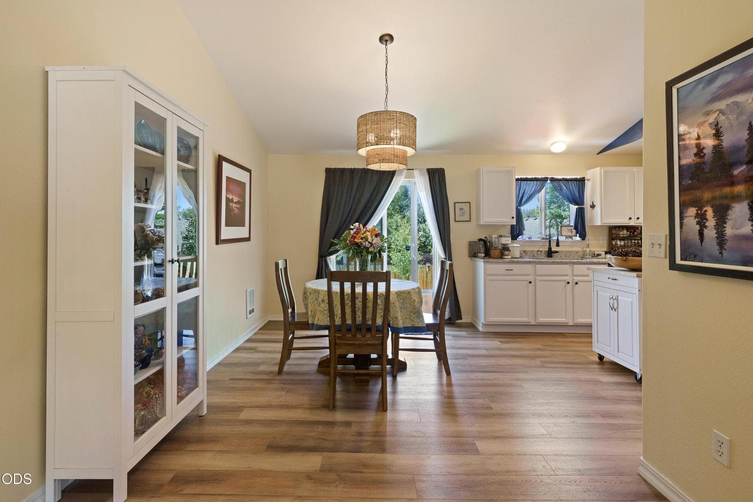 Photo of 1425 SW 31st Street 7 of 29