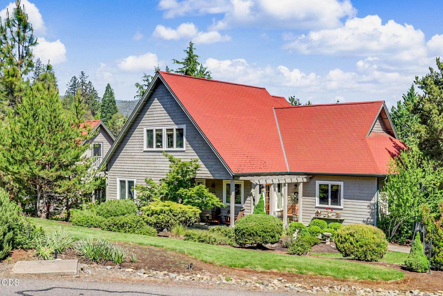 Well maintained 1.28 acre lot with city water and sewer