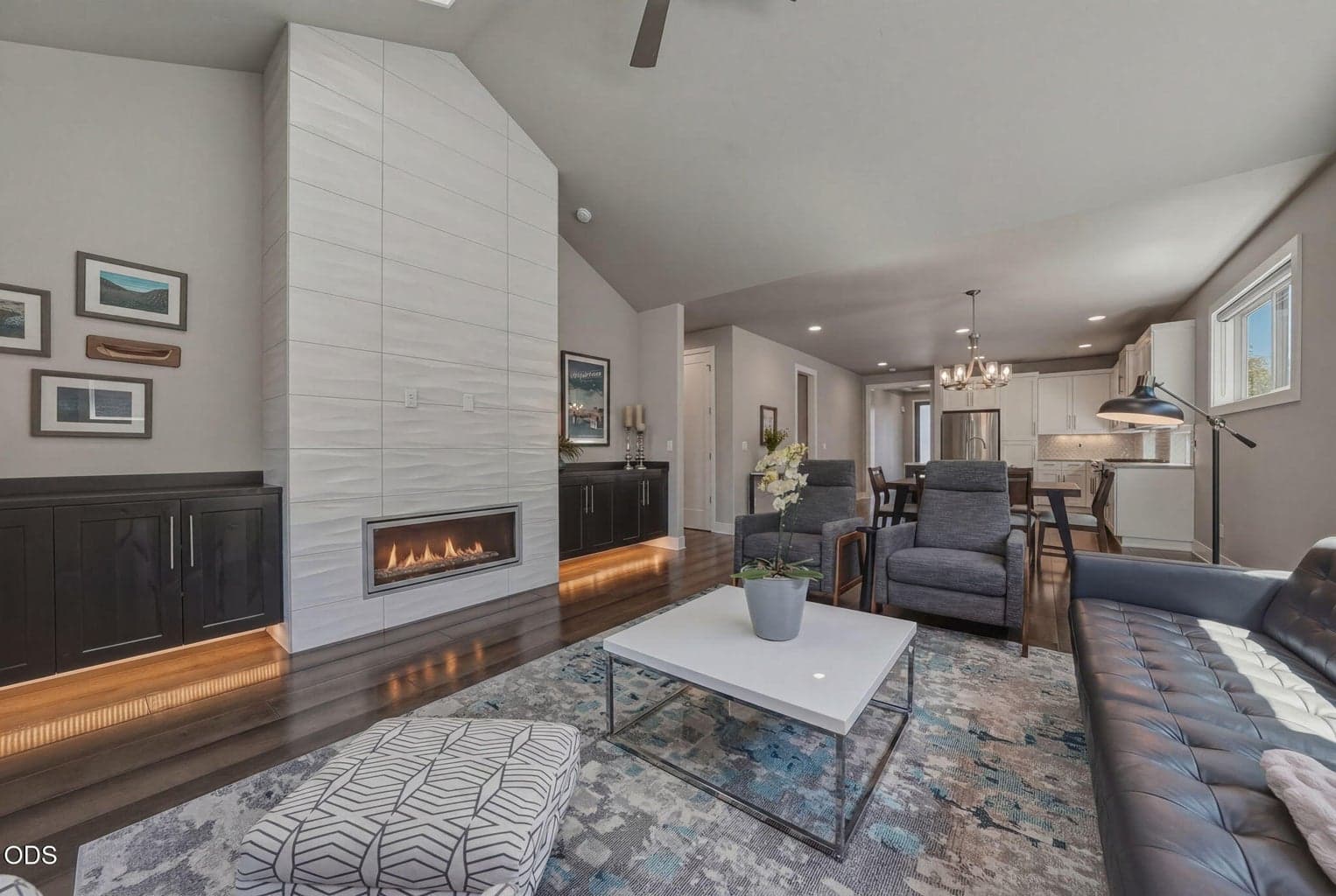 Photo of 2627 NW Rippling River Court 23 of 48