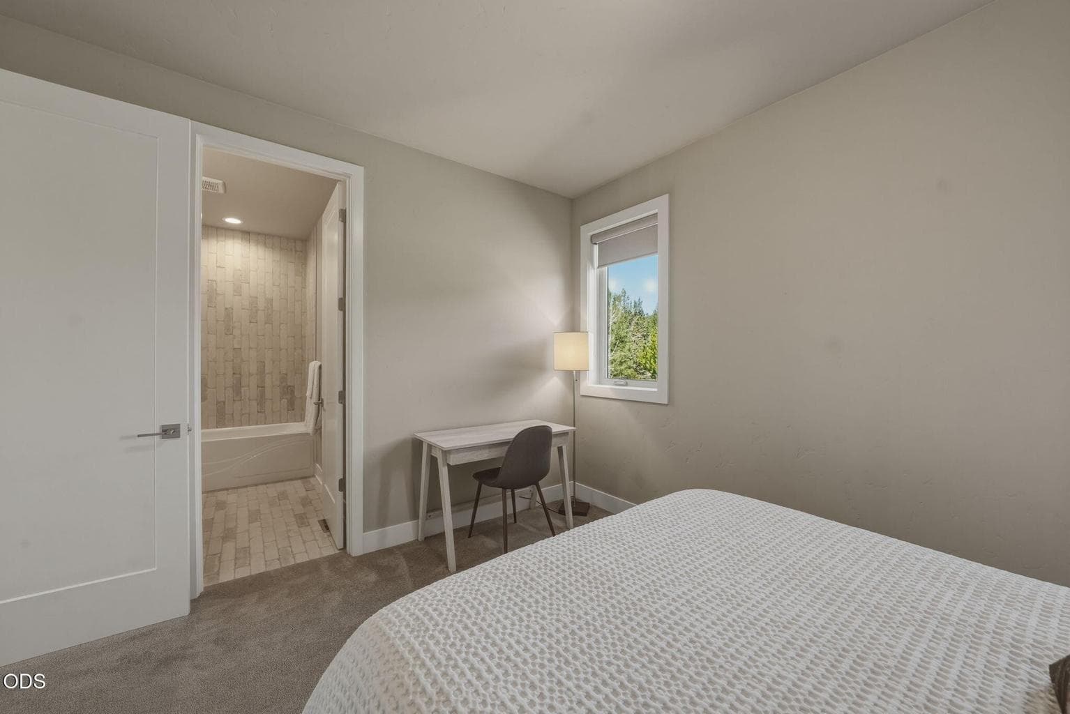 Photo of 2627 NW Rippling River Court 40 of 48