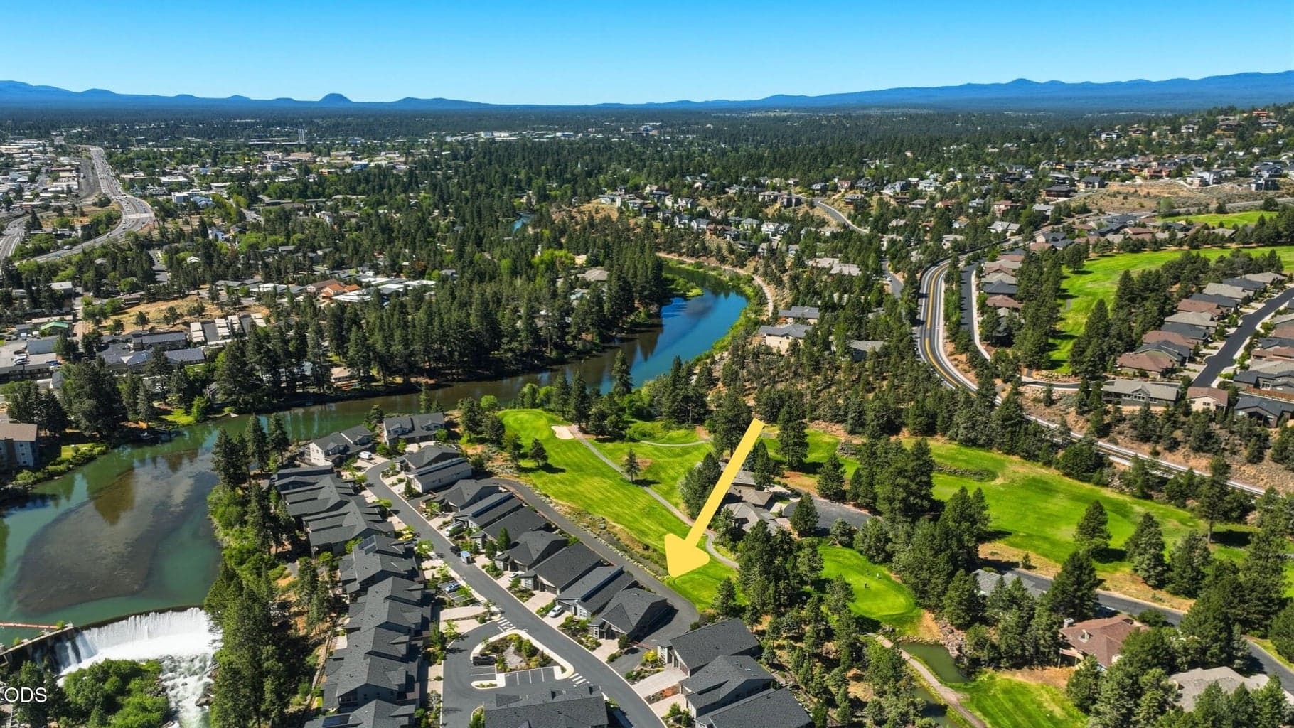 Photo of 2627 NW Rippling River Court 6 of 48