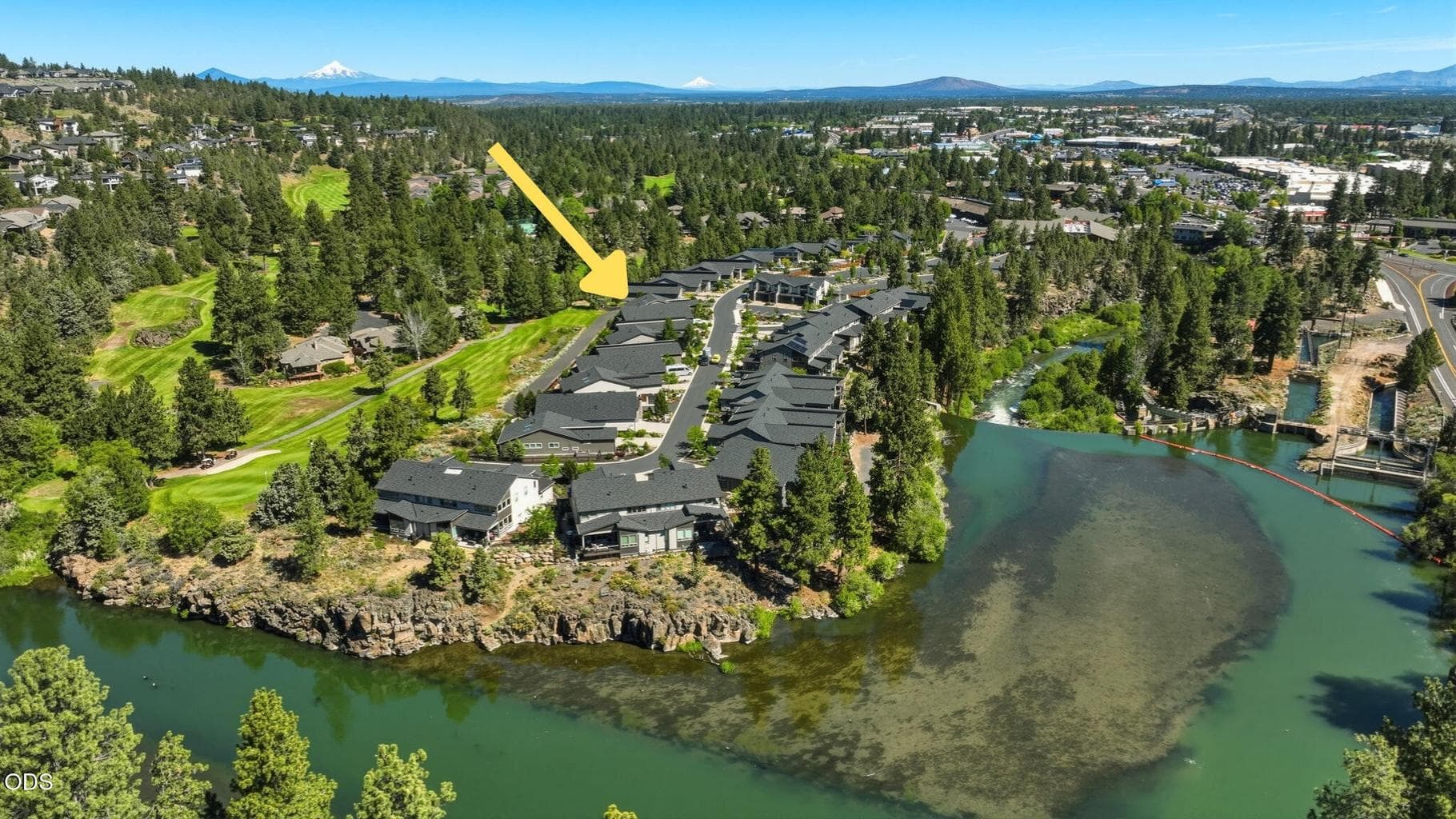 Private community river access for kayak or paddle board launch