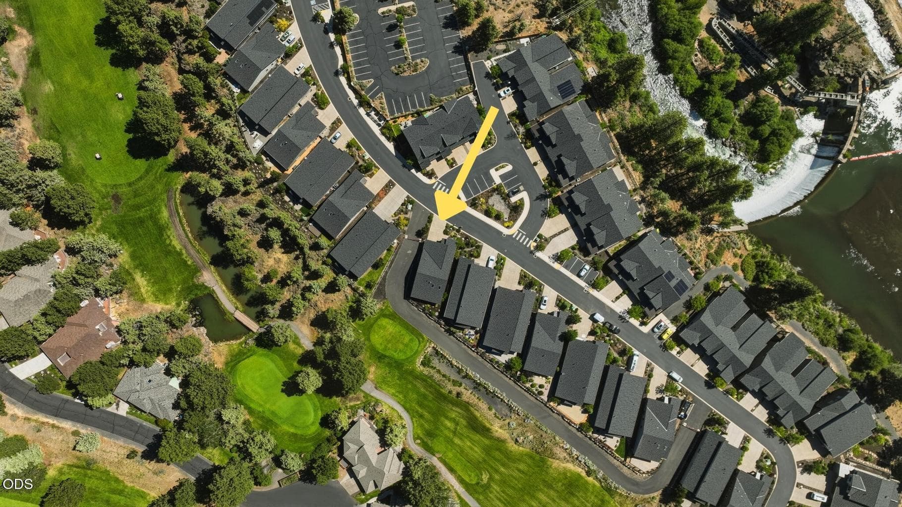 Photo of 2627 NW Rippling River Court 12 of 48