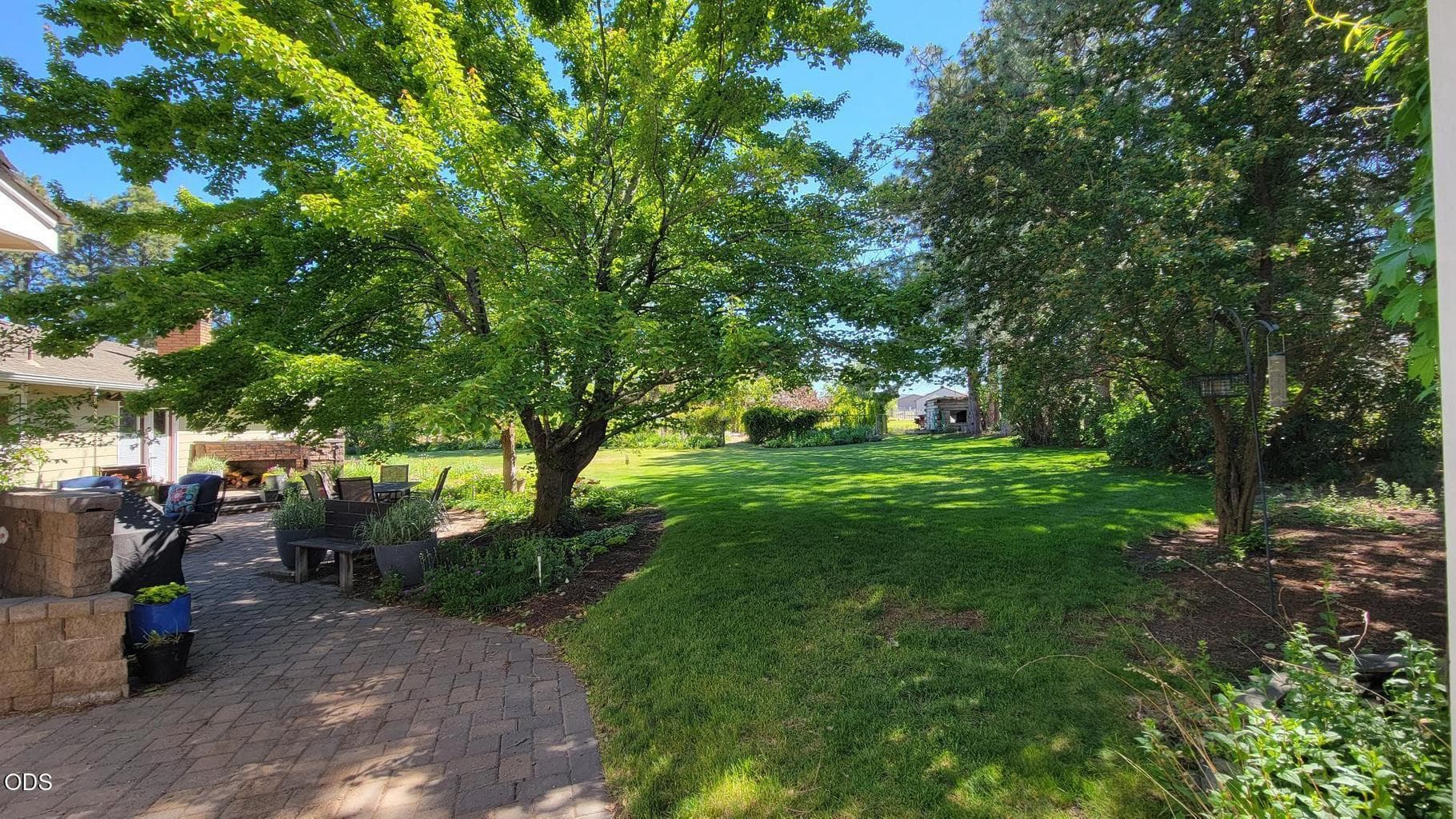 Photo of 2384 NE Sunrise Lane 40 of 50