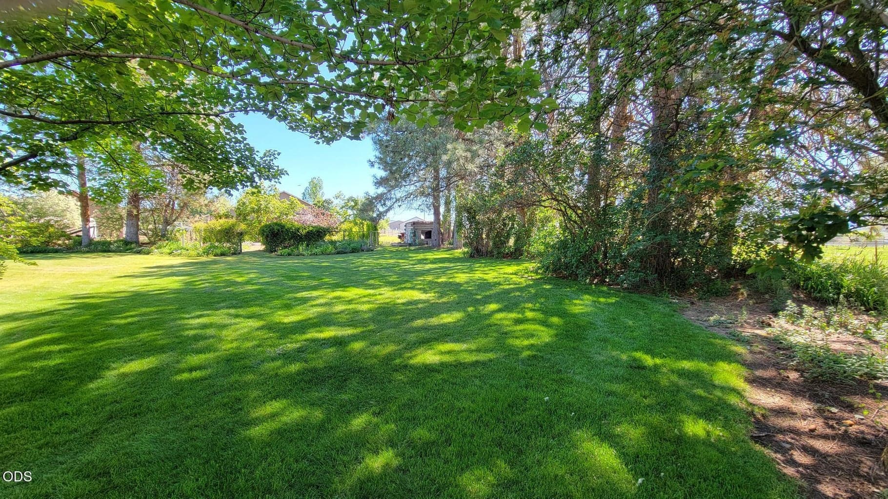 Photo of 2384 NE Sunrise Lane 42 of 50