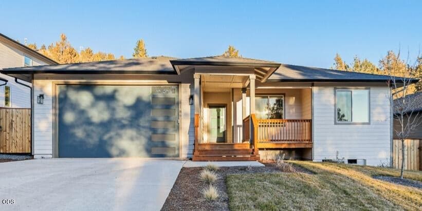 Photo of 1161 Ridge 1 of 24