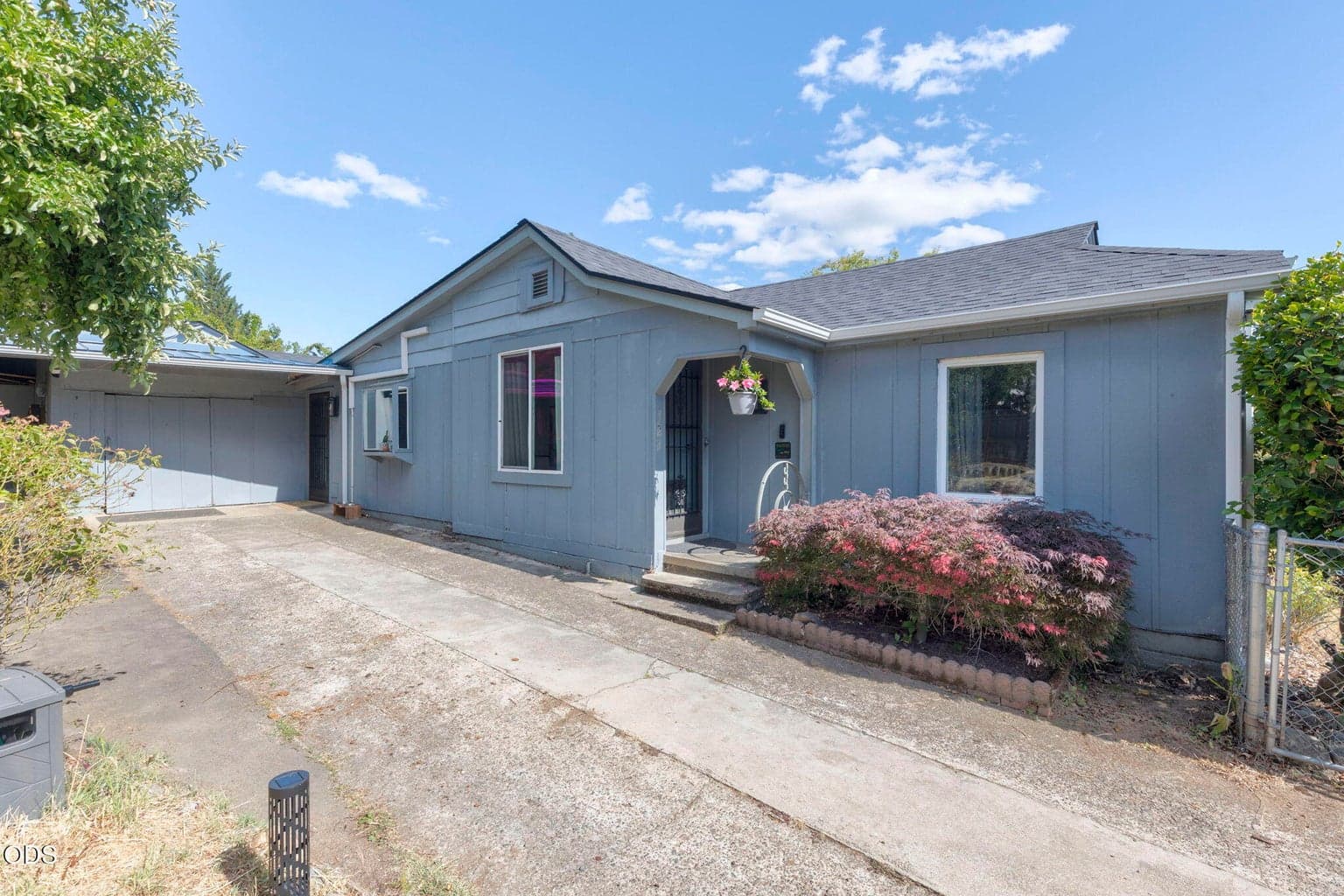 Photo of 723 12th 1 of 39