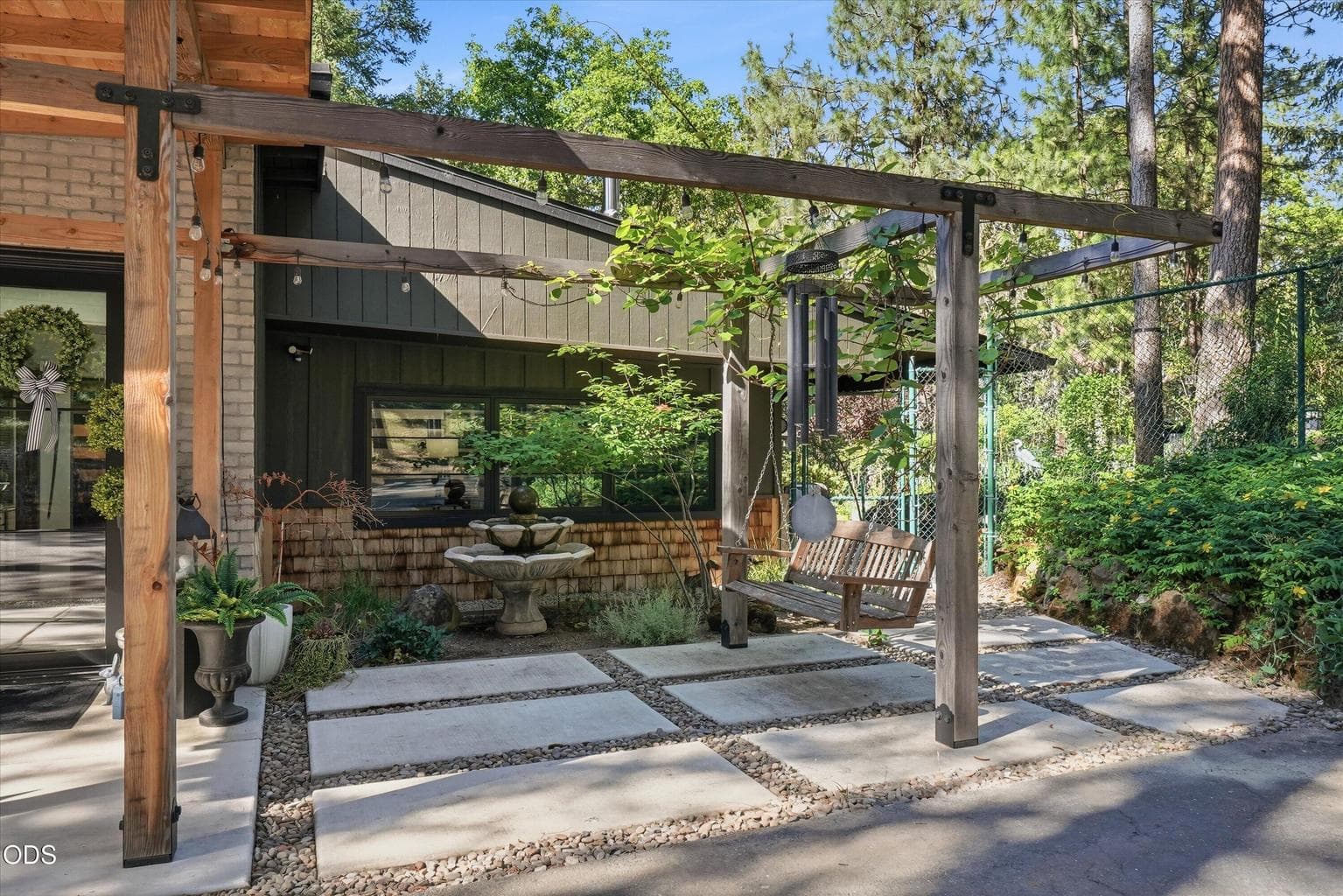 Photo of 5238 Dark Hollow 5 of 56