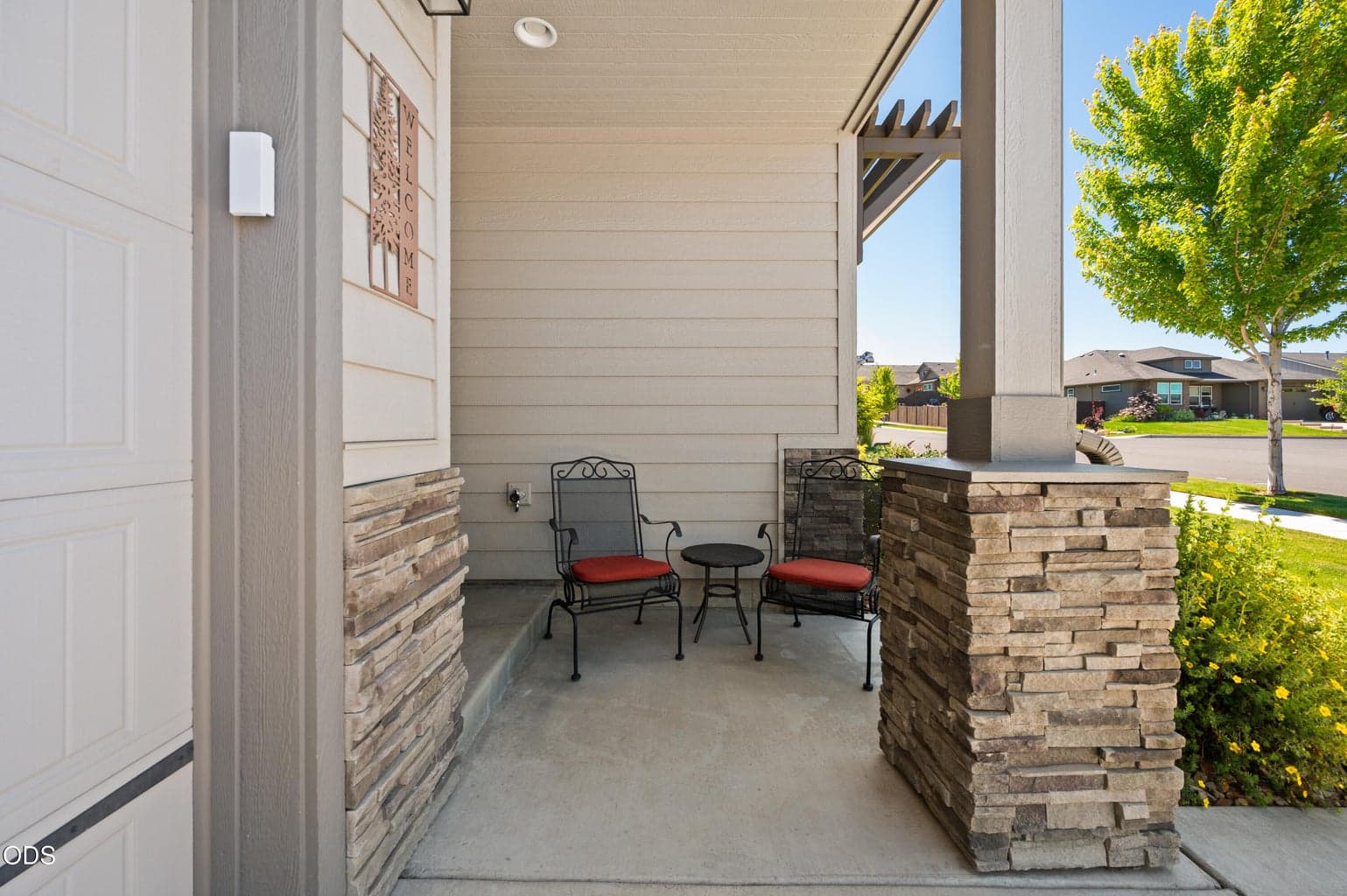 Photo of 2462 43rd 4 of 55