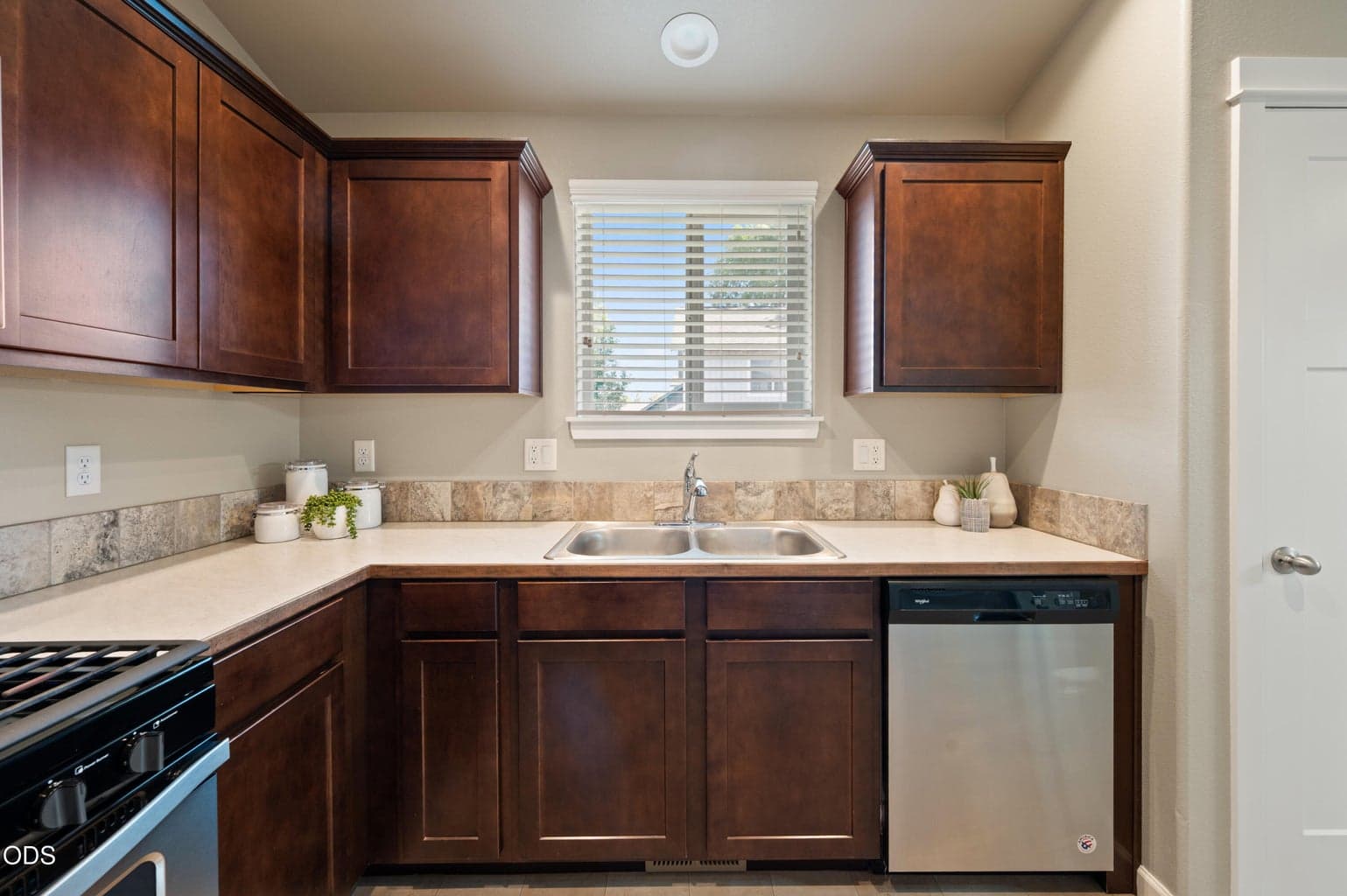 Photo of 21301 Oconnor Way 15 of 36