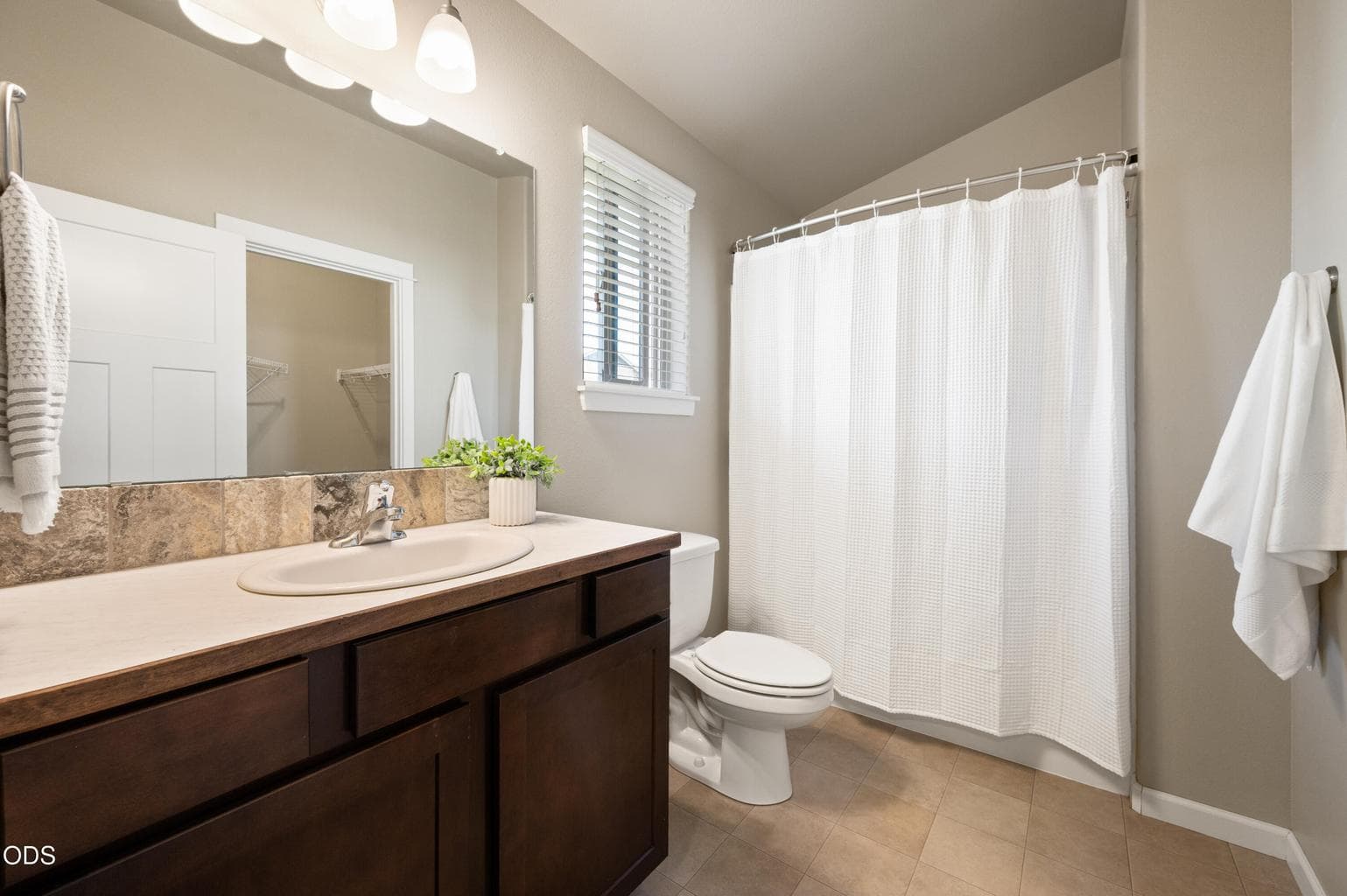 Photo of 21301 Oconnor Way 25 of 36