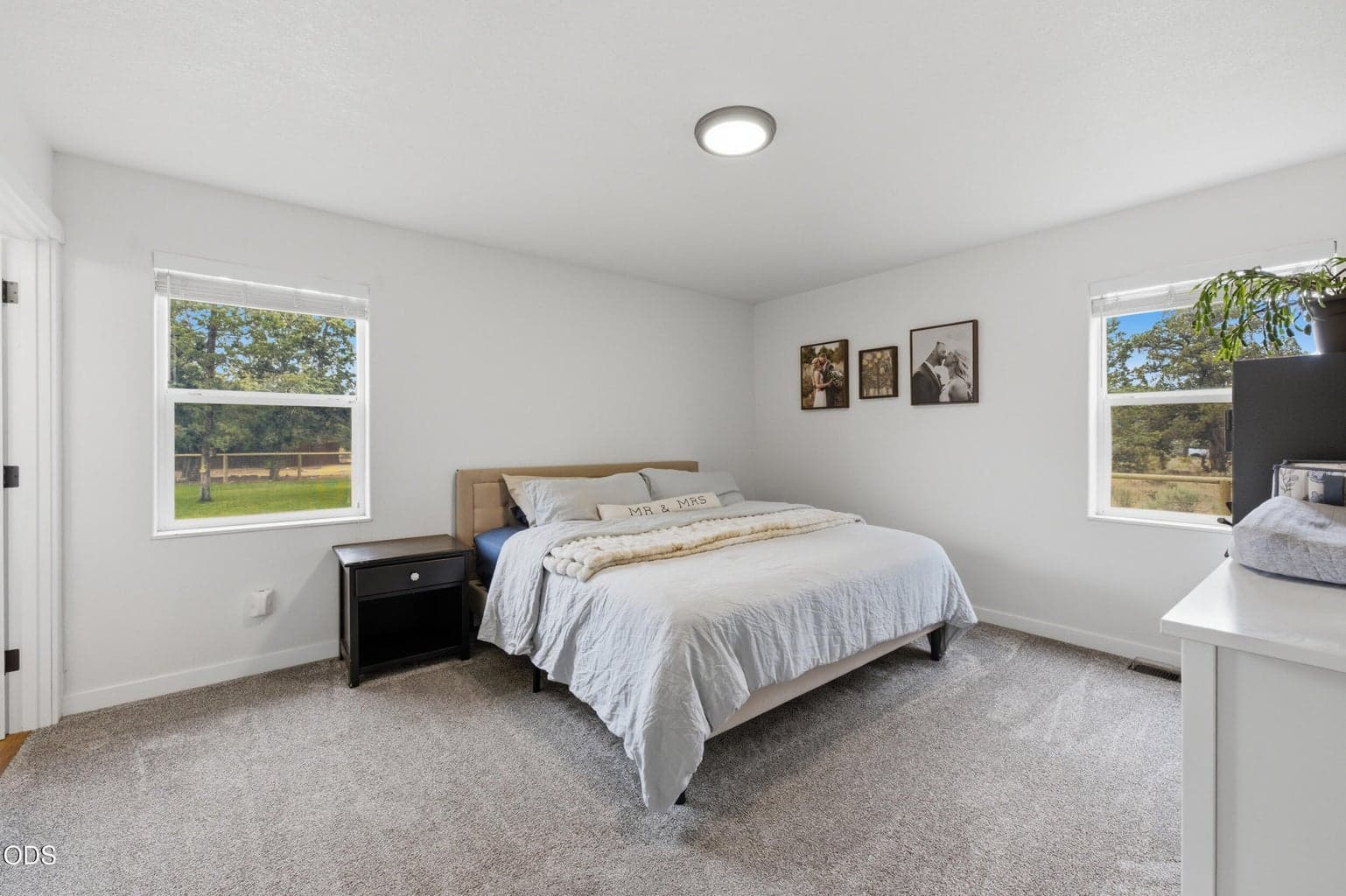 Photo of 4444 NE 40th Street 13 of 33