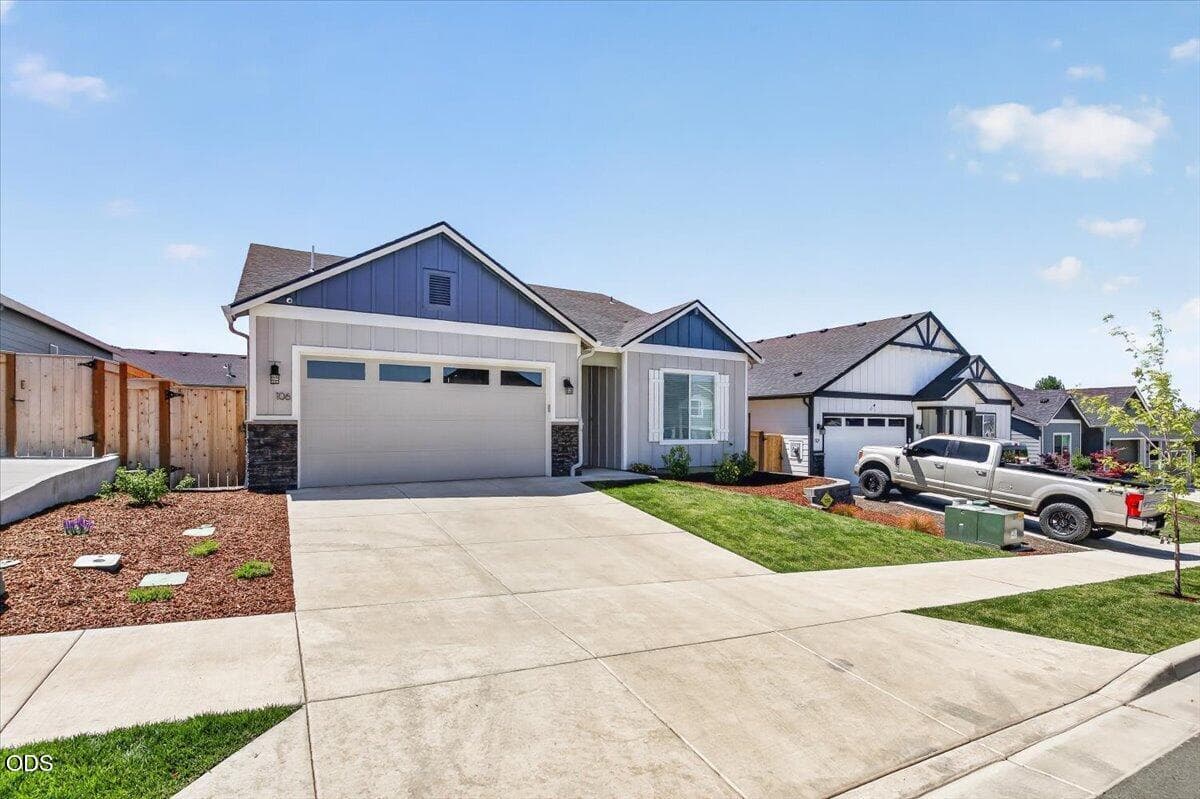 Photo of 106 Valemont 3 of 33